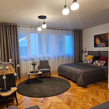 Przytulnie W Samym Centrum Warszawy Warszawa Exteriör bild